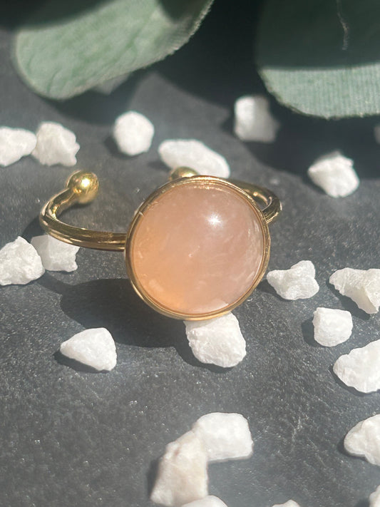 Séléna – Bague Quartz Rose | Bague réglable | Pierre naturelle amour & douceur | Bijou acier inoxydable fait main