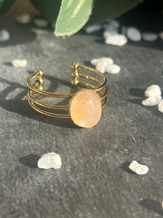 Trinæa – Bague Quartz Rose | Bague réglable | Pierre naturelle amour & douceur | Bijou acier inoxydable fait main
