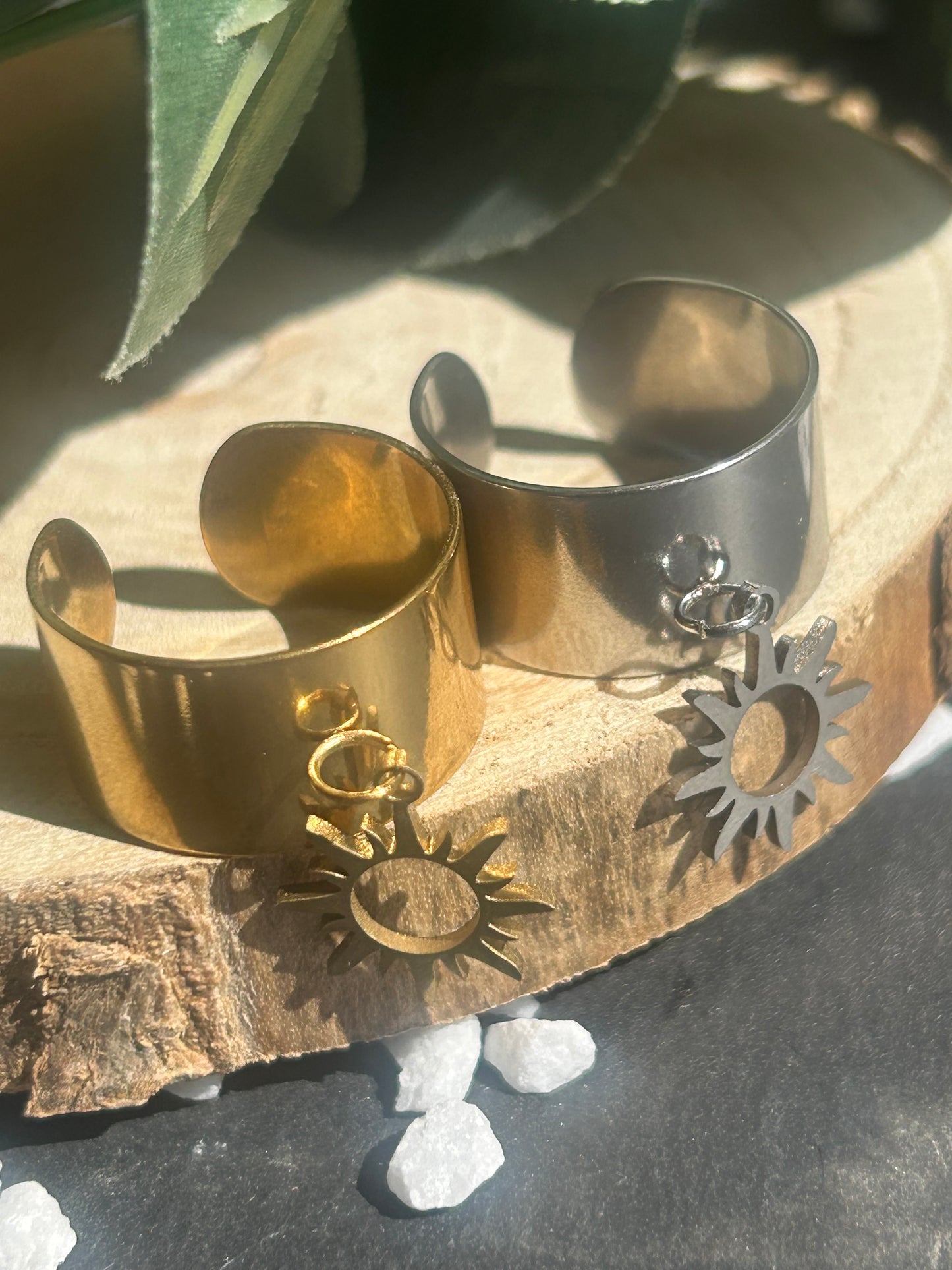 Solaris – Bague Breloque soleil | Bague réglable | Bijou acier inoxydable fait main