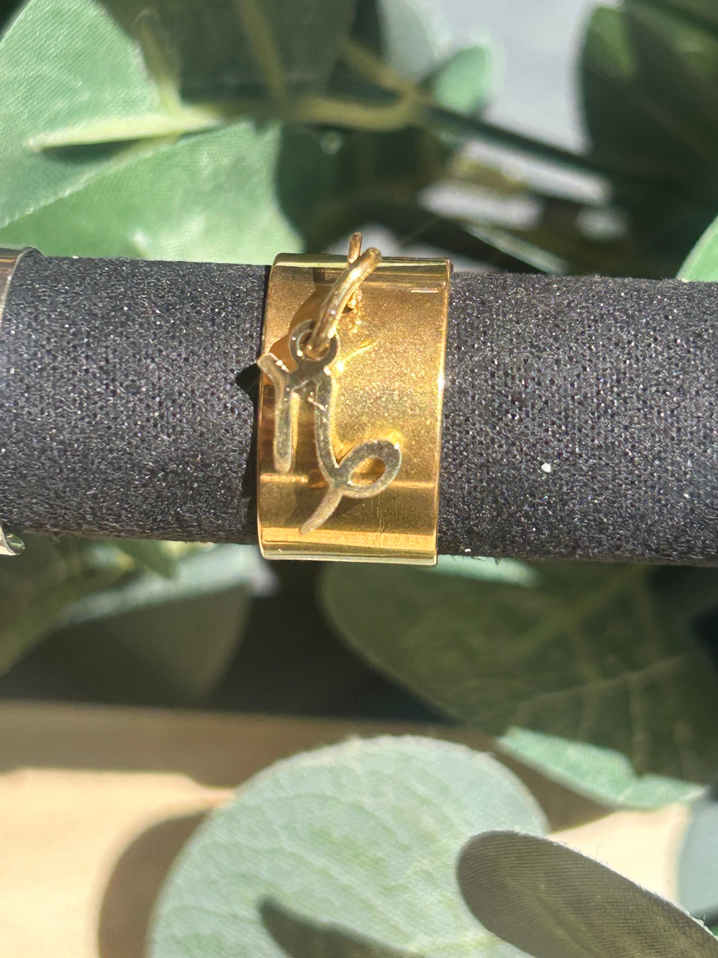 Cassiopée – Bague Signe Astrologique | Bague réglable avec breloque zodiaque | Bijou acier inoxydable fait main