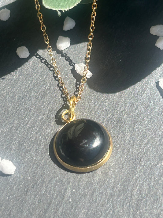 Séléna – Collier Agate Noire / Onyx | Pierre naturelle protection & ancrage | Bijou acier inoxydable fait main