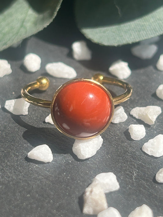 Séléna – Bague Jaspe Rouge | Bague réglable | Pierre naturelle vitalité & ancrage | Bijou acier inoxydable fait main