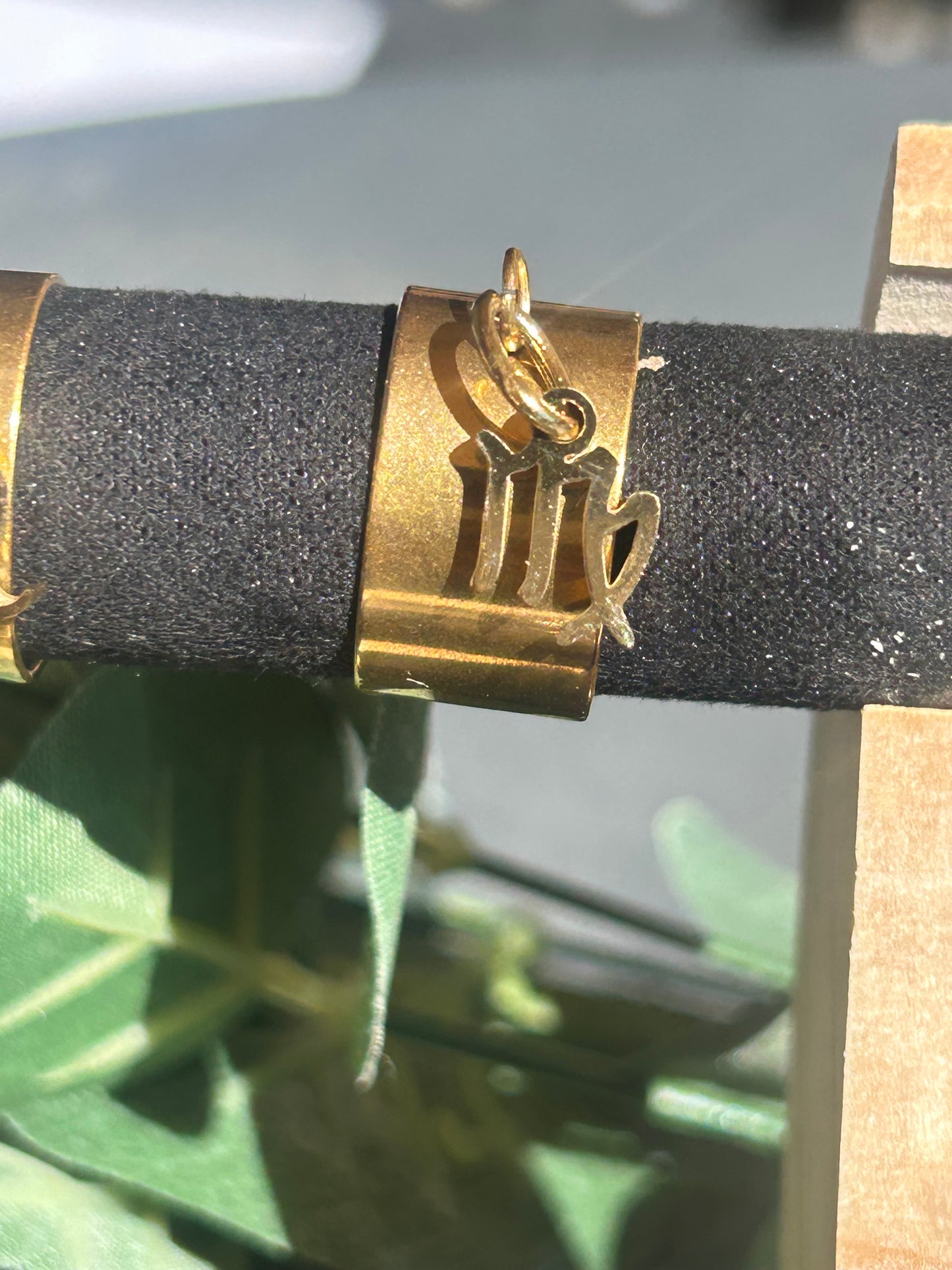 Cassiopée – Bague Signe Astrologique | Bague réglable avec breloque zodiaque | Bijou acier inoxydable fait main
