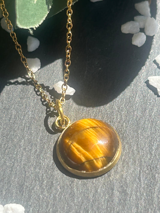 Séléna – Collier Œil de Tigre | Pierre naturelle force & clarté | Bijou acier inoxydable fait main