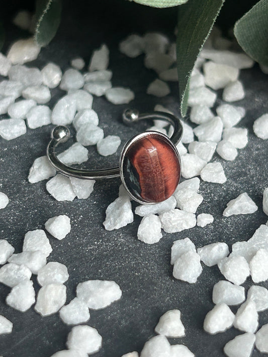 Thémis – Bague Œil de Taureau | Bague réglable | Pierre naturelle force & ancrage | Bijou acier inoxydable fait main