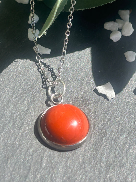 Séléna – Collier Jaspe Rouge | Pierre naturelle vitalité & ancrage | Bijou acier inoxydable fait main