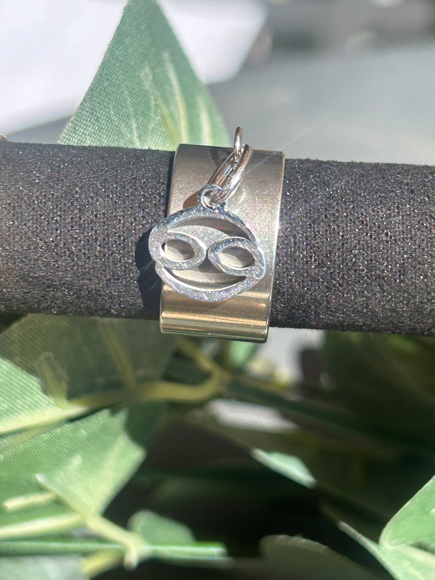 Cassiopée – Bague Signe Astrologique | Bague réglable avec breloque zodiaque | Bijou acier inoxydable fait main