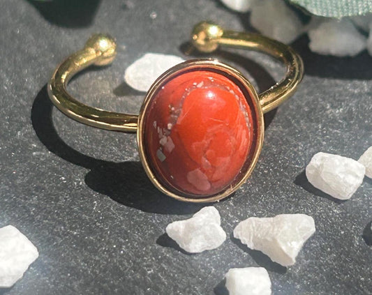 Thémis – Bague Jaspe Rouge | Bague réglable | Pierre naturelle vitalité & ancrage | Bijou acier inoxydable fait main