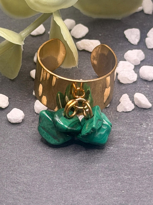 Équinoxe – Bague Malachite | Bague réglable | Pierre naturelle transformation | Bijou acier inoxydable fait main